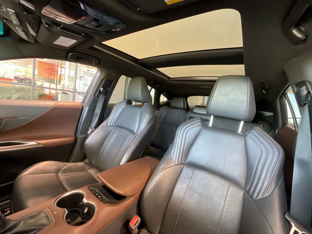 Used 2022 Toyota Venza Limited w/ Advanced Technology Package AWD/4WD image 10