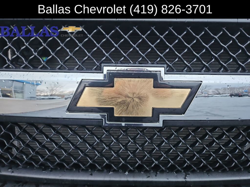 Used 2024 Chevrolet Express 2500 w/ Driver Convenience Package image 28
