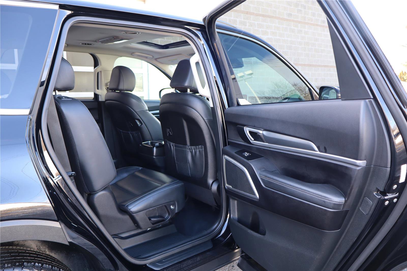 Used 2021 Kia Telluride S image 31