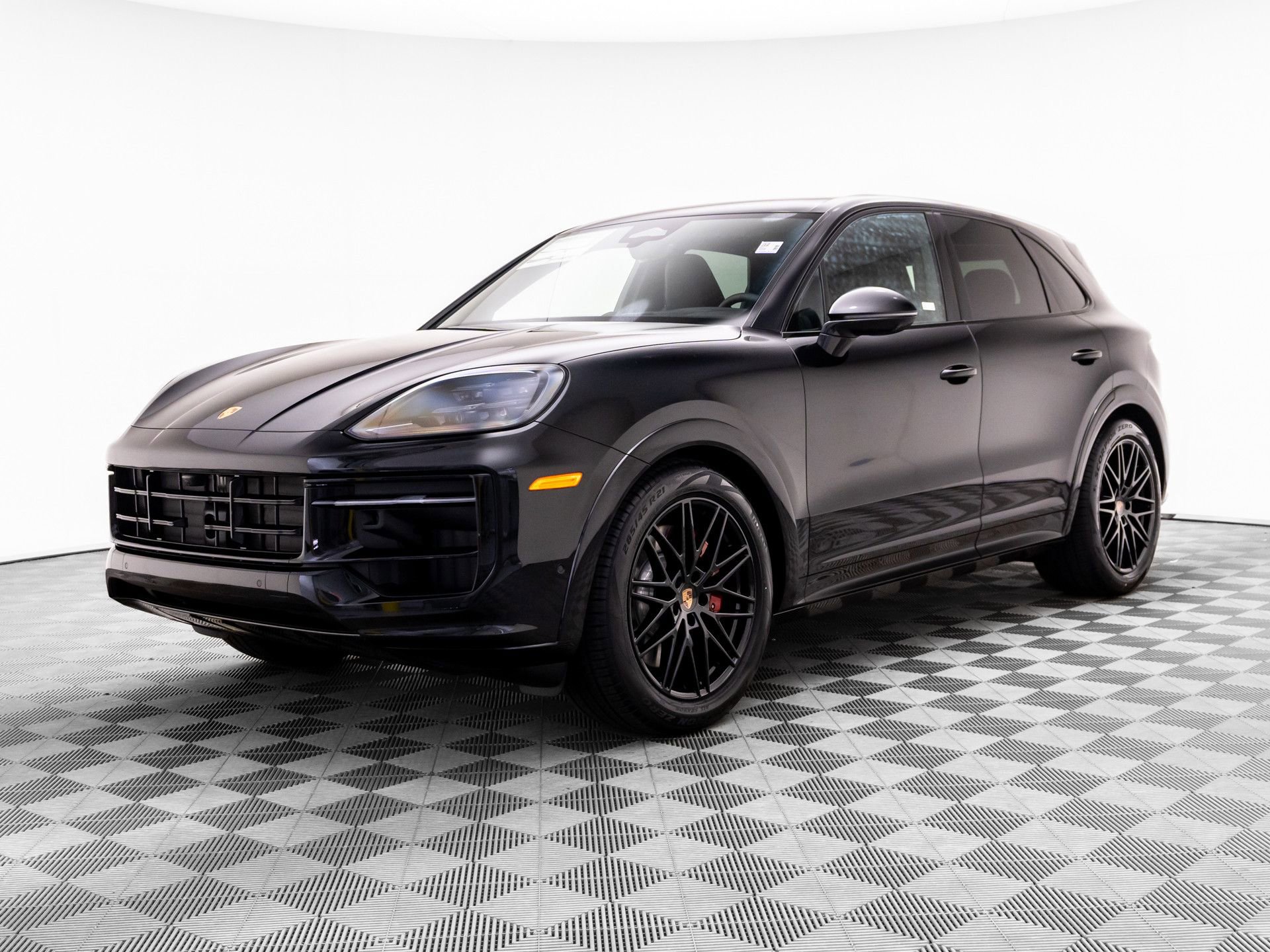 New 2026 Porsche Cayenne GTS AWD/4WD image 1