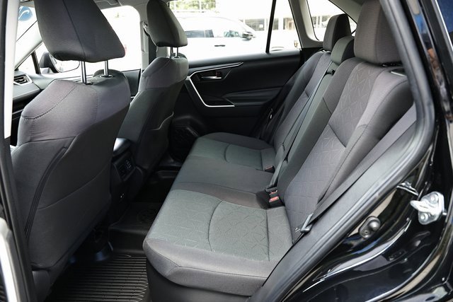 Used 2024 Toyota RAV4 XLE image 27
