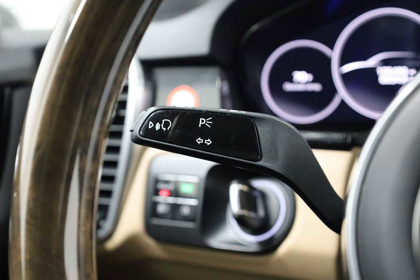 Used 2019 Porsche Cayenne image 31