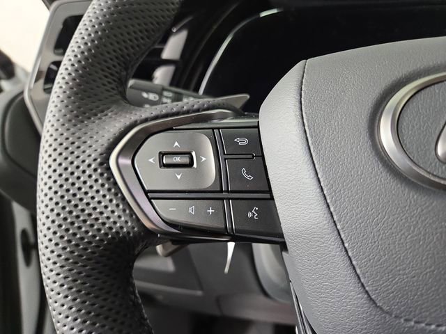 New 2026 Lexus TX 500h AWD image 23