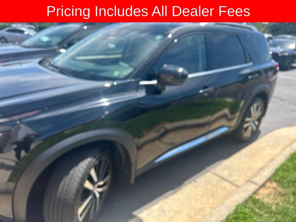 Used 2024 Nissan Pathfinder Platinum AWD/4WD video 1