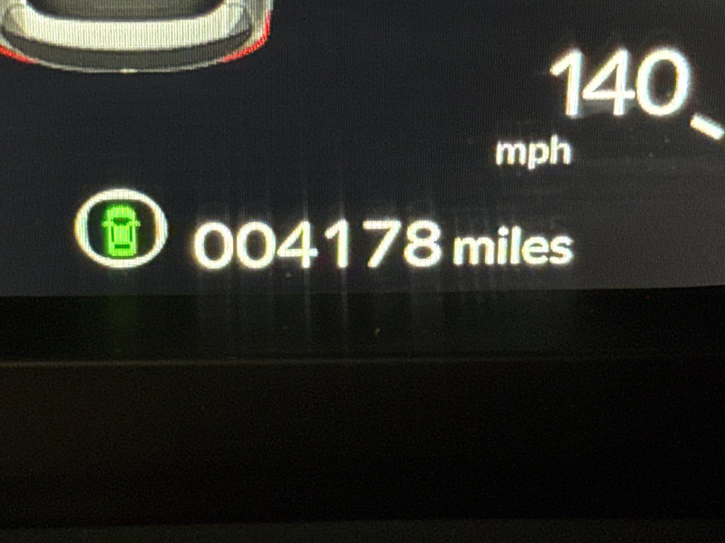 Used 2025 Honda Pilot Elite image 19