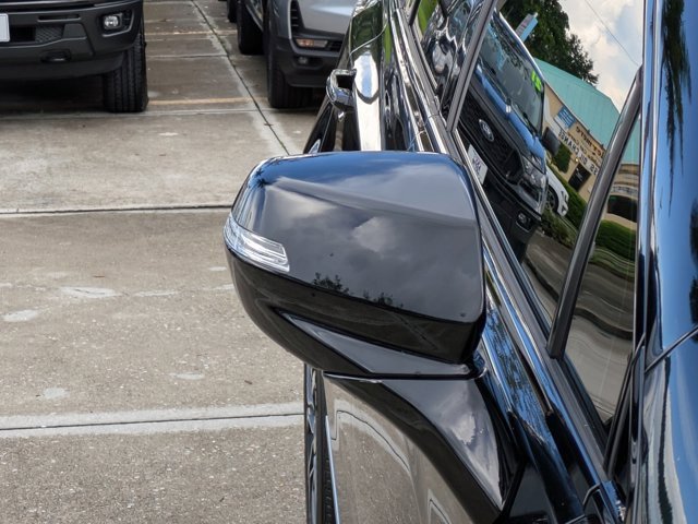 Used 2022 Cadillac XT5 Sportv w/ Platinum Package image 10