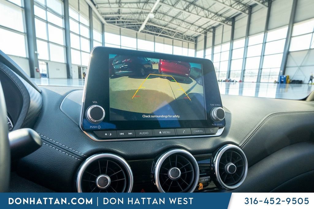 Used 2021 Nissan Sentra SV image 8