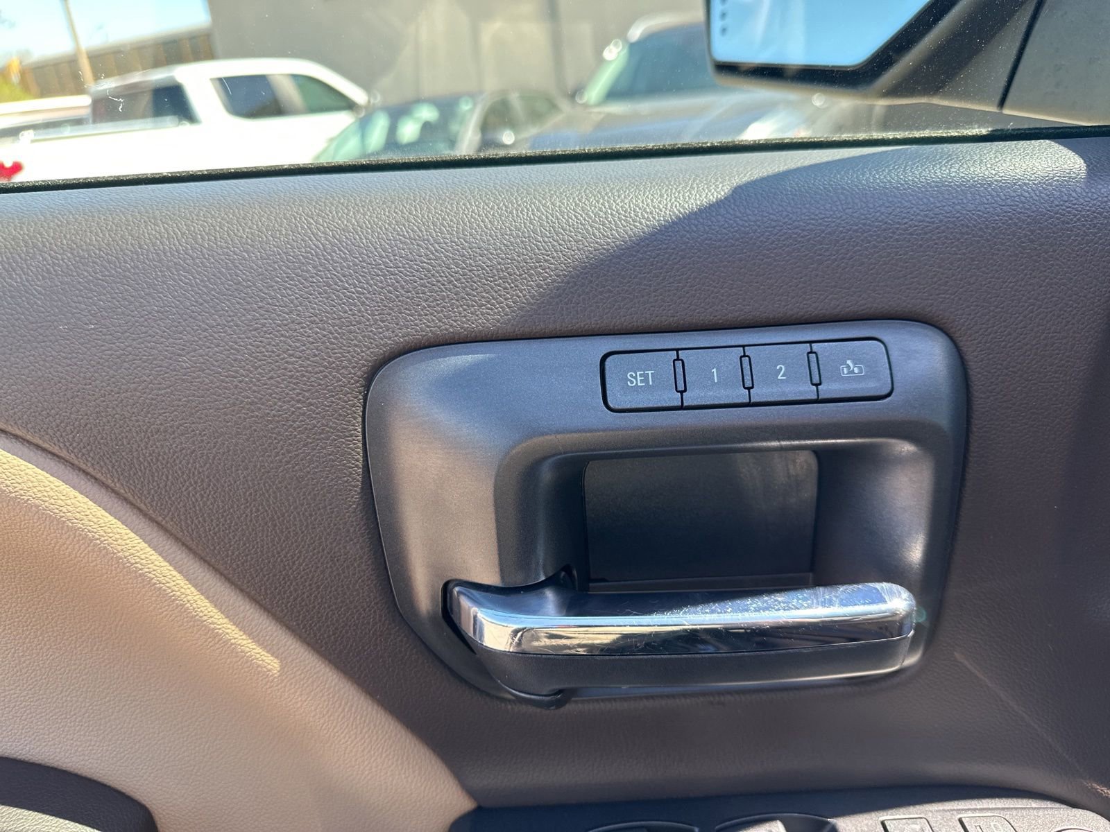 Used 2018 GMC Sierra 1500 Denali AWD/4WD image 22