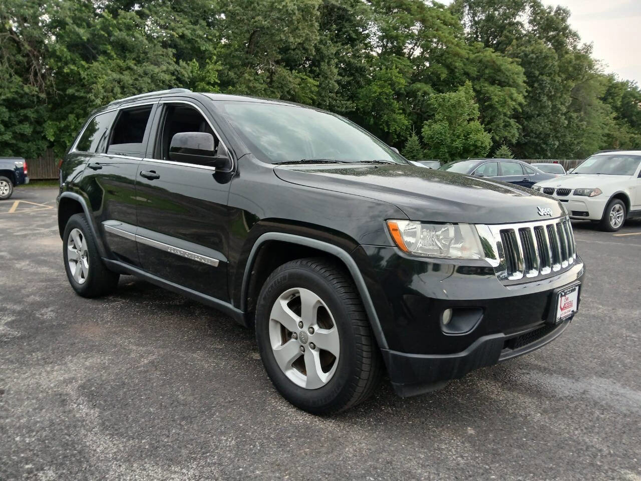 Used 2012 Jeep Grand Cherokee Laredo image 3