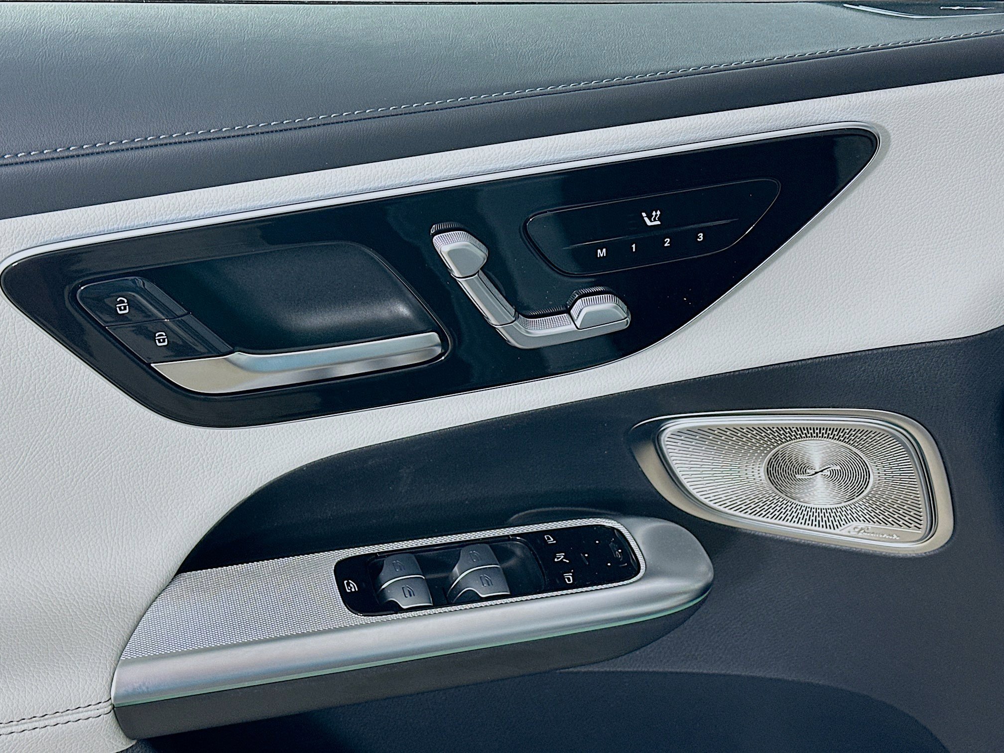 Certified 2025 Mercedes-Benz GLC 350e 4MATIC image 23