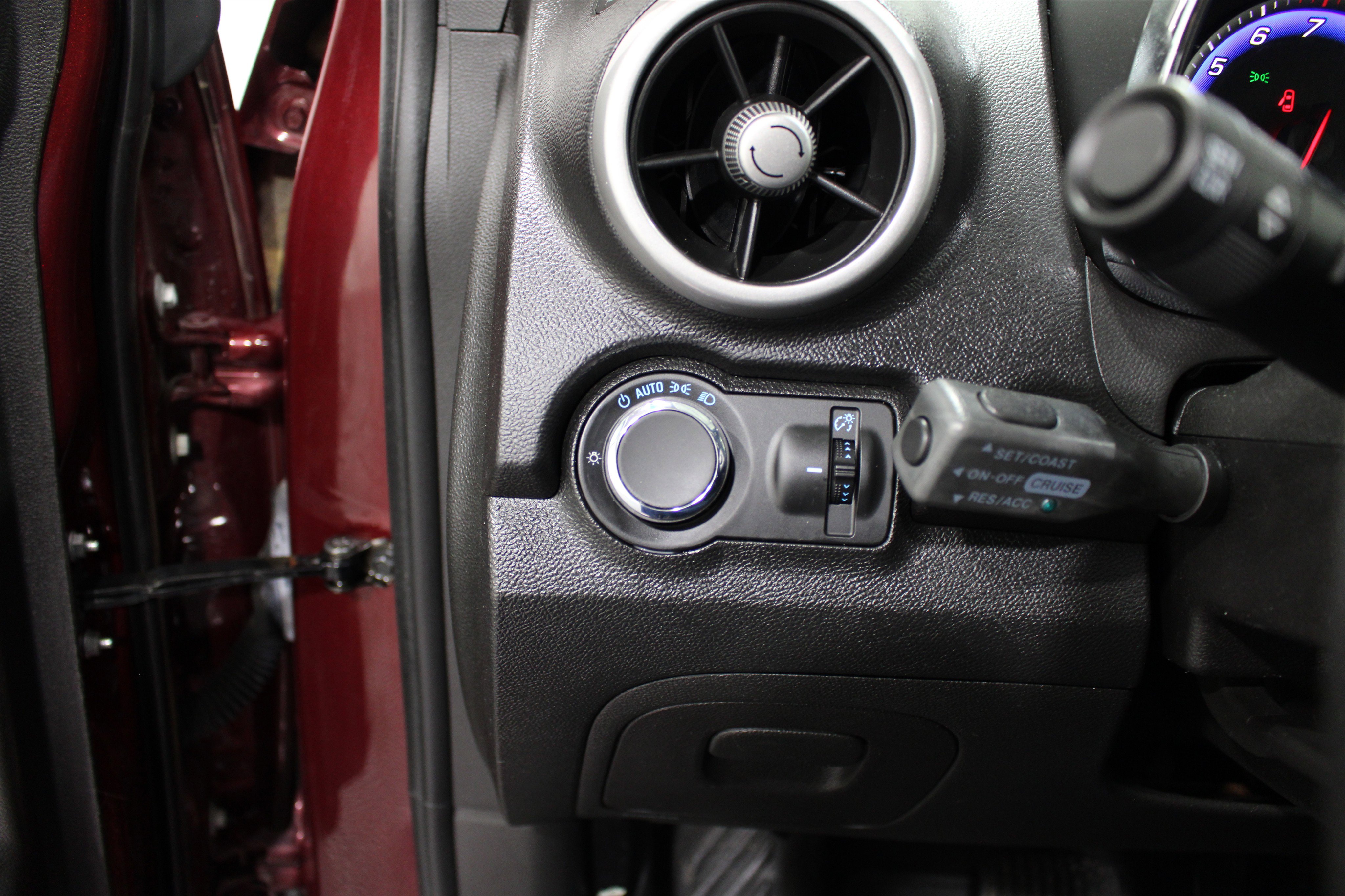 Used 2016 Chevrolet Trax LS FWD image 8