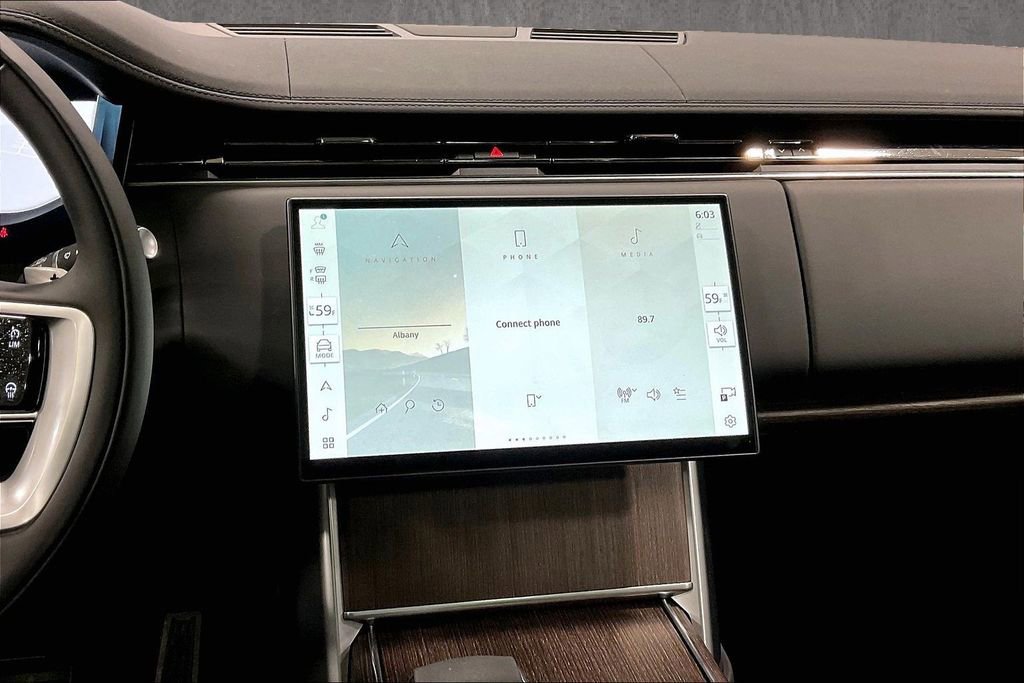 New 2026 Land Rover Range Rover SE image 6