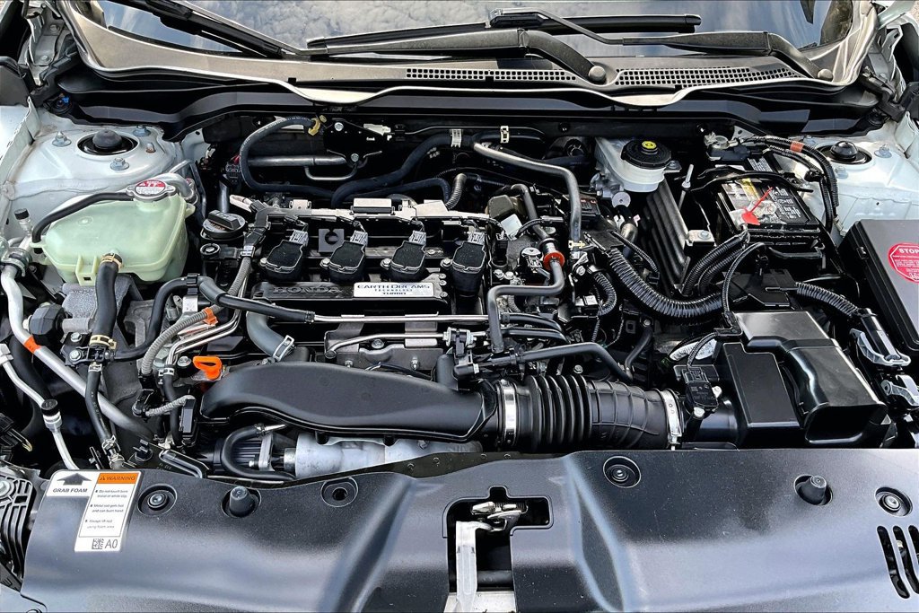Used 2019 Honda Civic Touring image 10