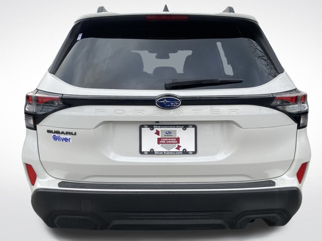 Certified 2025 Subaru Forester Premium image 17