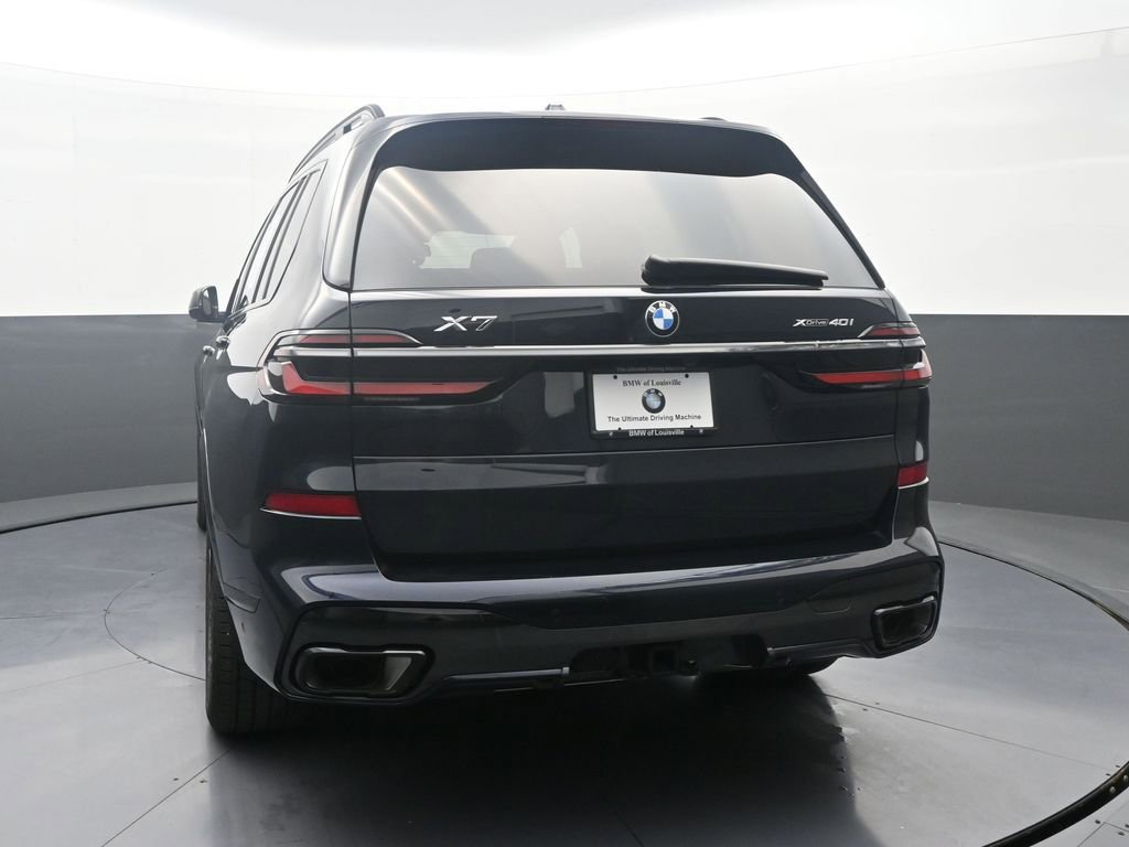 Used 2025 BMW X7 xDrive40i w/ M Sport Package image 6