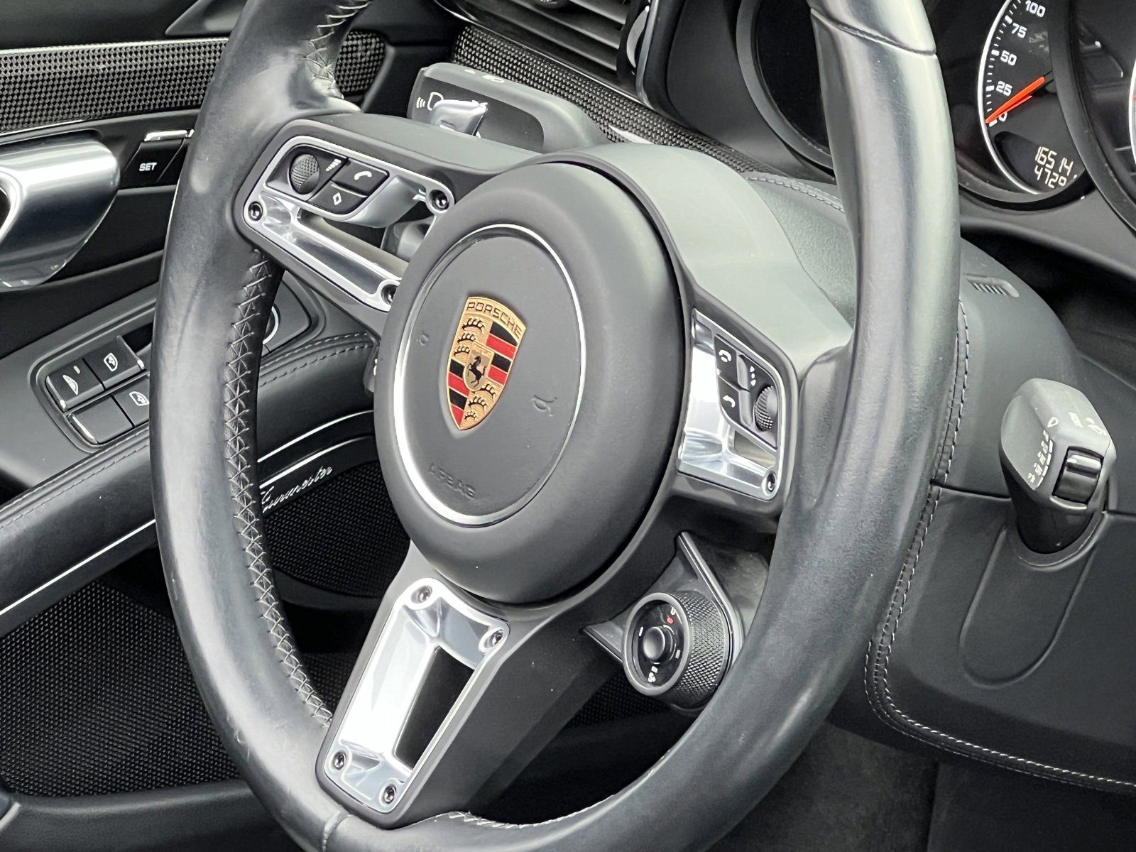 Certified 2019 Porsche 911 Turbo S image 20