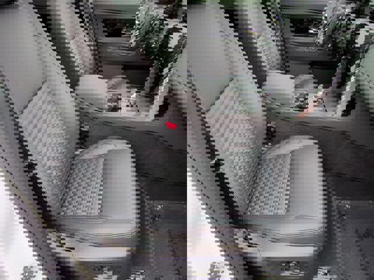 Certified 2025 Land Rover Discovery Sport S image 22