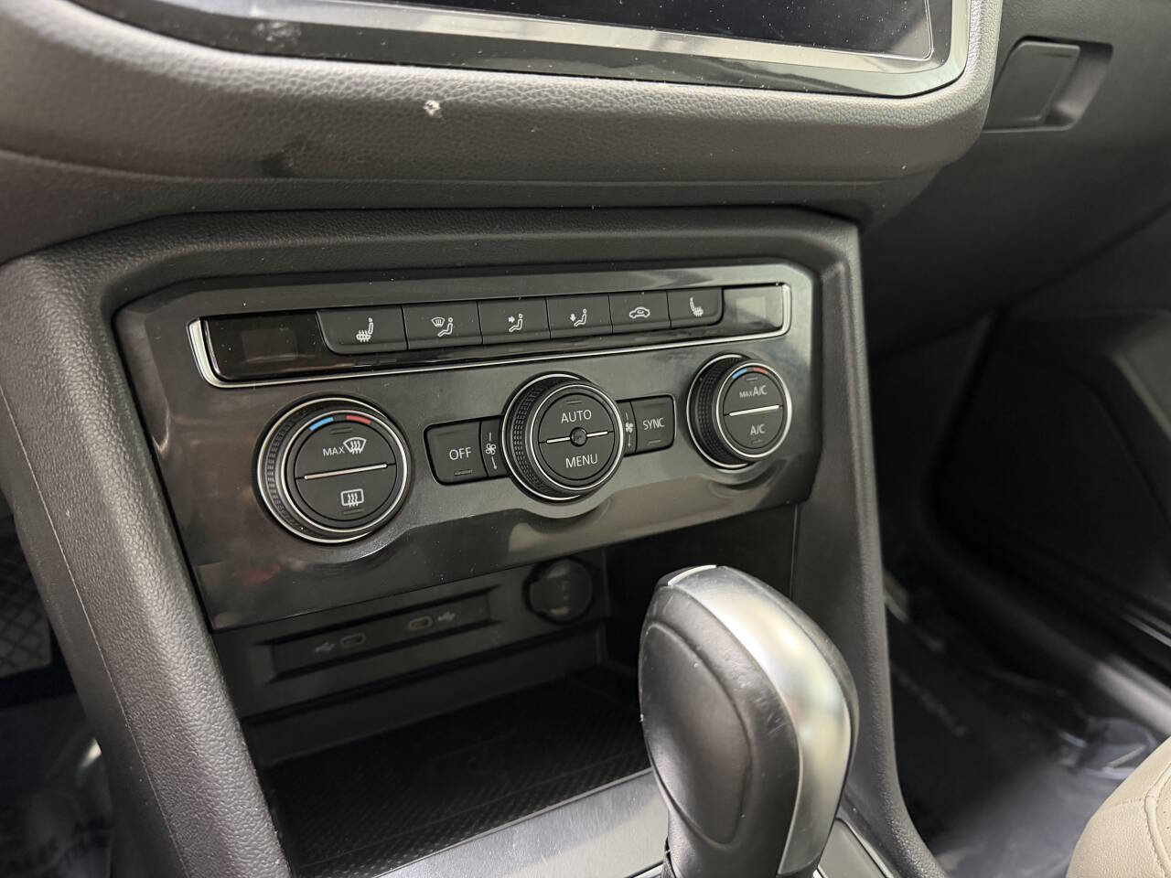 Used 2021 Volkswagen Tiguan S AWD/4WD image 11