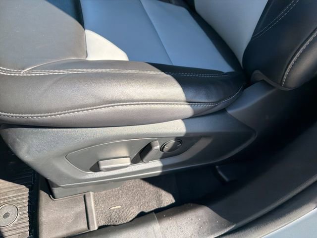 Certified 2023 Ford Explorer XLT w/ Equipment Group 202A image 27