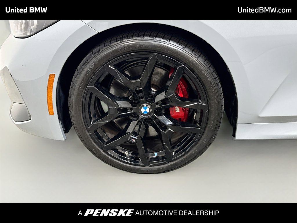 Certified 2026 BMW 330i Sedan w/ M Sport Package RWD image 9