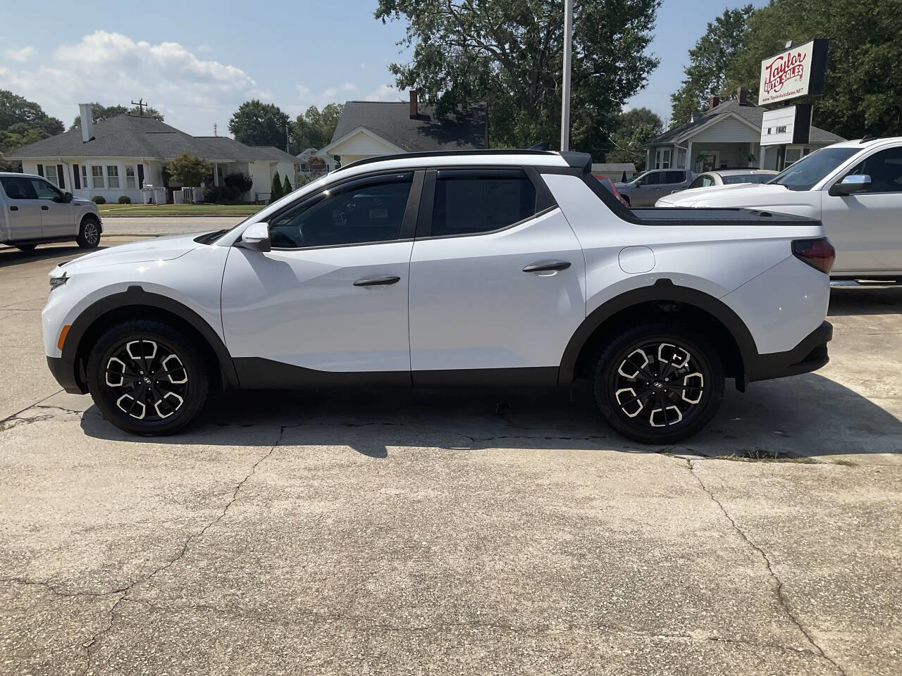 Used 2022 Hyundai Santa Cruz SEL w/ Activity Package image 6