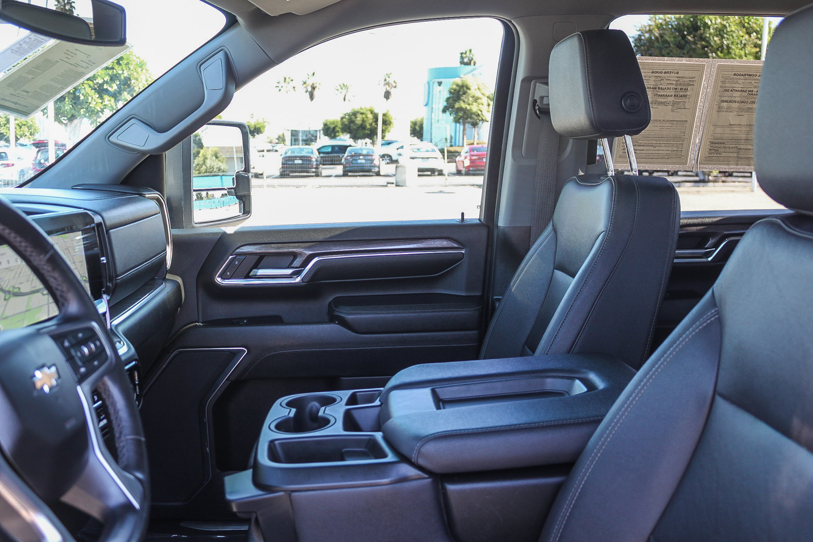 Used 2024 Chevrolet Silverado 2500 LTZ image 18