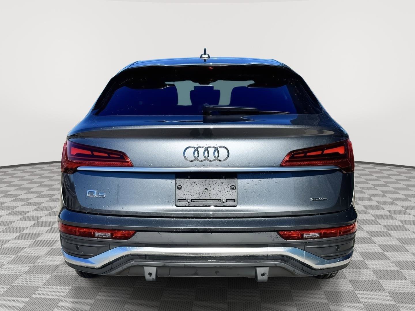 Used 2025 Audi Q5 2.0T Premium image 6