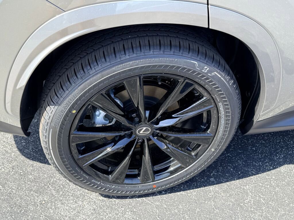New 2026 Lexus NX 450h+ F Sport image 11