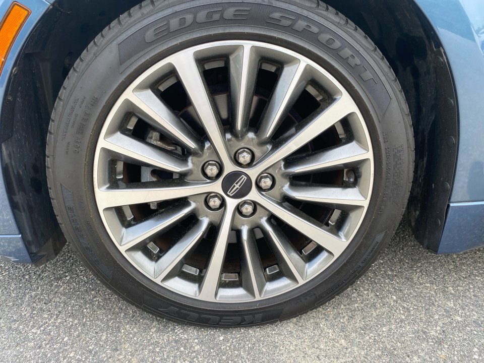 Used 2018 Lincoln MKZ Premiere FWD image 31