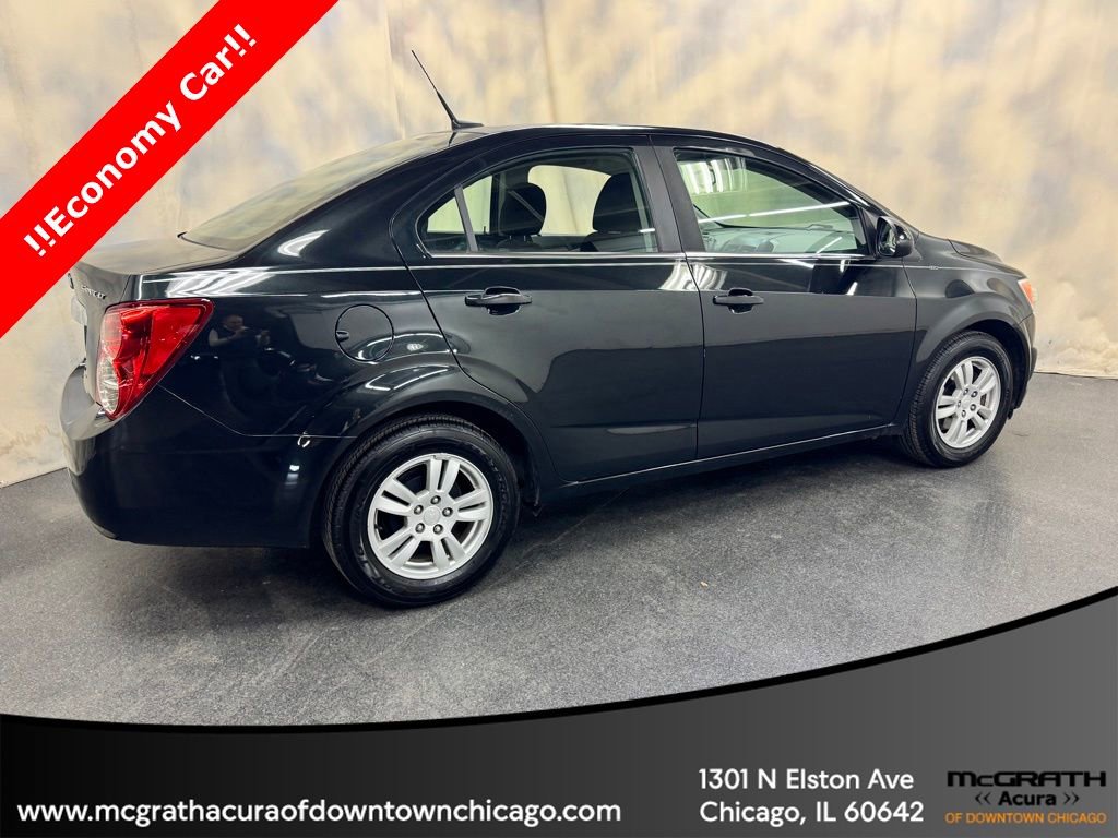 Used 2013 Chevrolet Sonic LT image 10