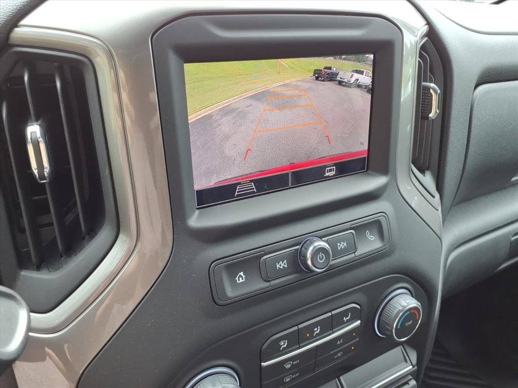 Used 2026 Chevrolet Silverado 1500 Custom w/ Turbomax Blackout Package AWD/4WD image 34
