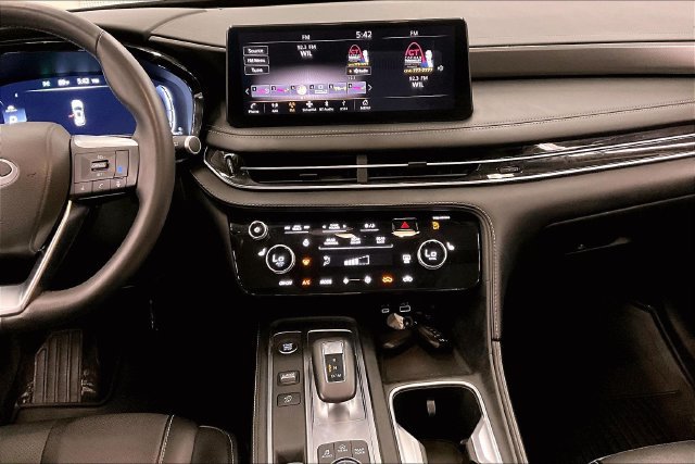 Used 2024 INFINITI QX60 Luxe AWD/4WD image 7