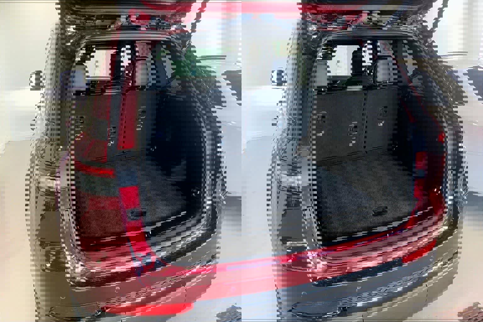 Used 2023 Jeep Grand Cherokee Altitude image 16