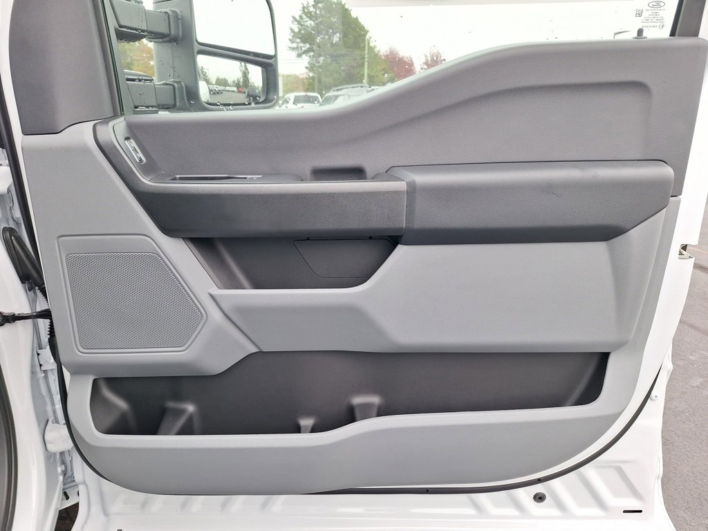 New 2026 Ford F250 XL image 15