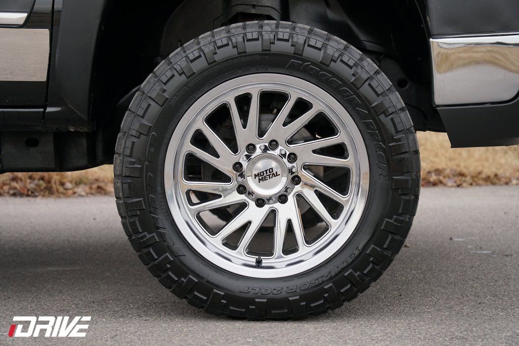 Used 2006 Chevrolet Silverado 2500 LT w/ Skid Plate Package image 14