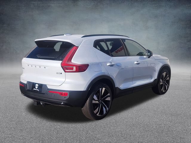 New 2026 Volvo XC40 B5 Ultra w/ Climate Package AWD/4WD image 7