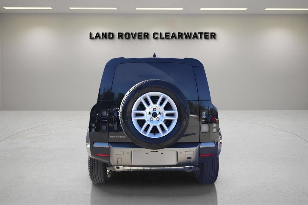 Used 2026 Land Rover Defender 110 S AWD/4WD image 4
