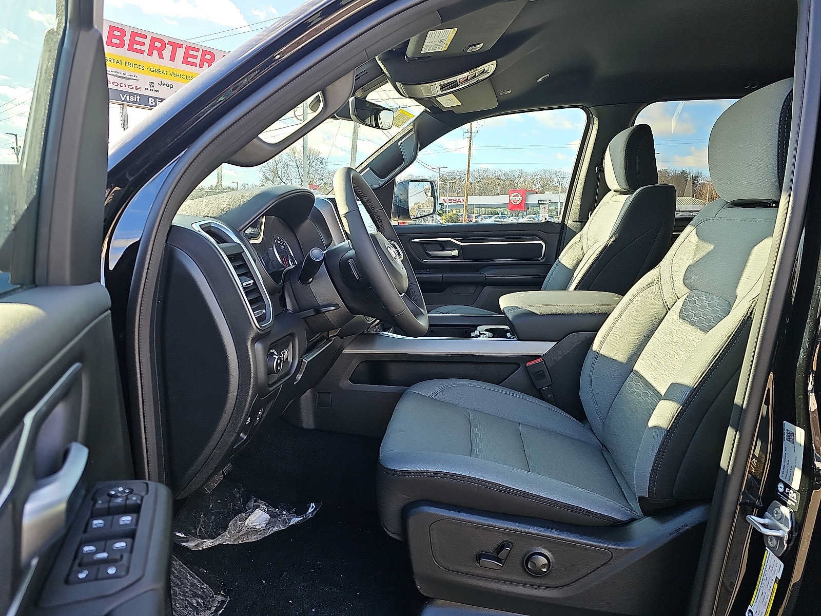 New 2026 RAM 1500 Big Horn AWD/4WD image 9