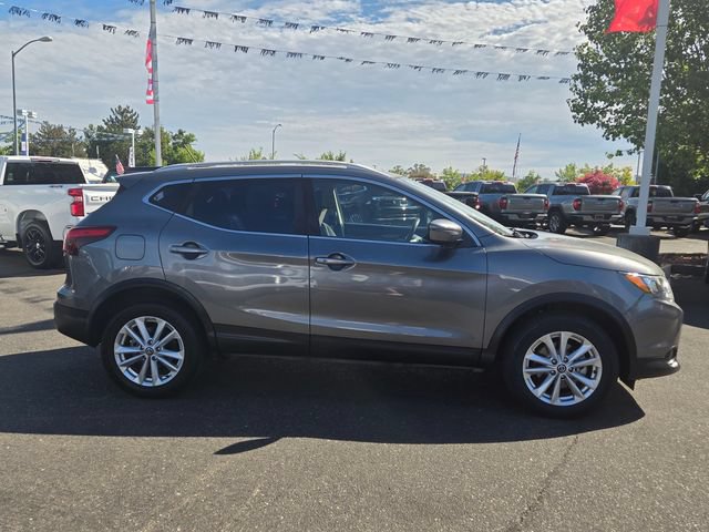 Used 2019 Nissan Rogue Sport SV FWD image 3
