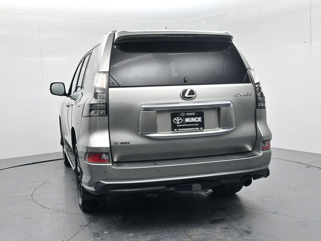Used 2023 Lexus GX 460 Luxury w/ Sport Design Package image 6