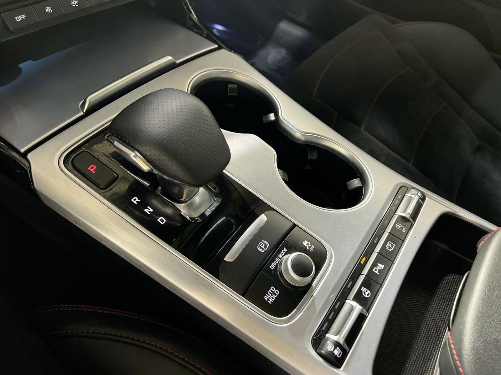 Used 2023 Kia Stinger GT2 image 18