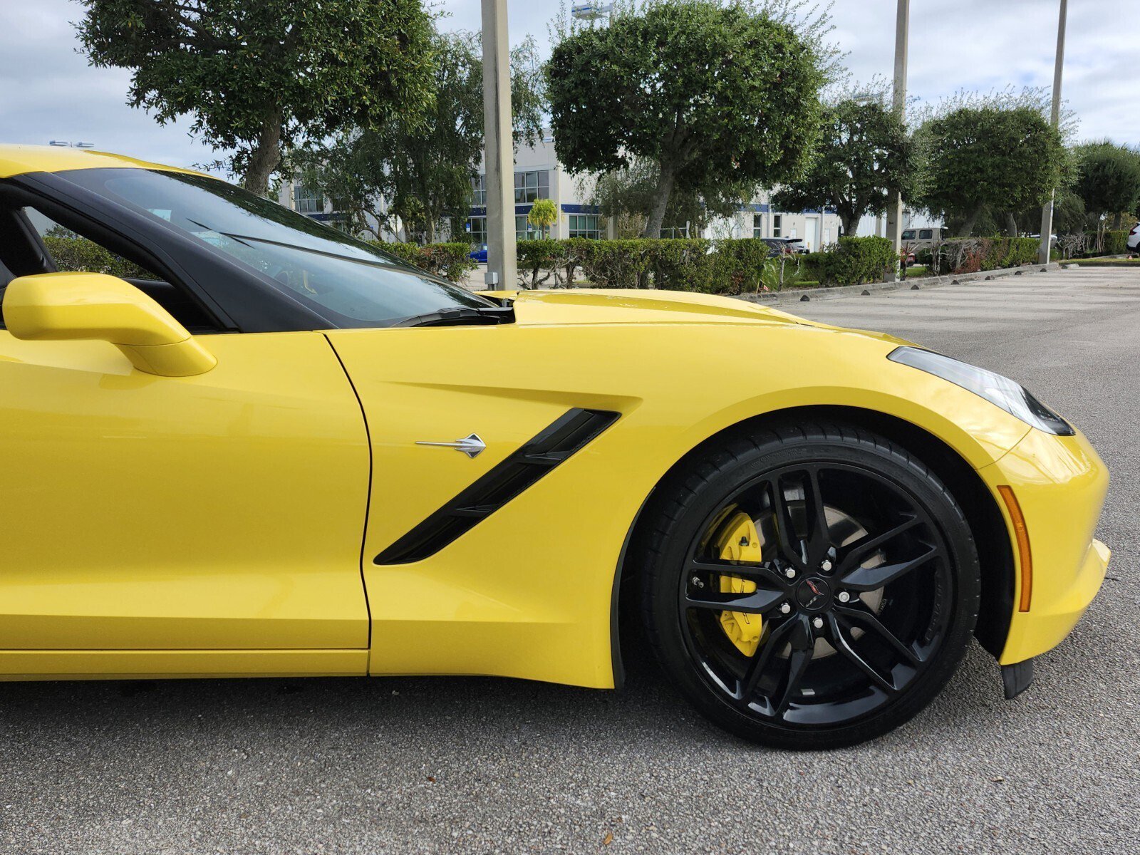Used 2019 Chevrolet Corvette Stingray Coupe w/ 2LT Preferred Equipment Group image 2