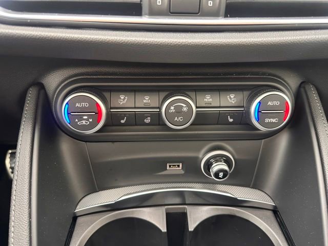 New 2025 Alfa Romeo Stelvio Tributo Italiano w/ Driving Assist Package AWD/4WD image 18