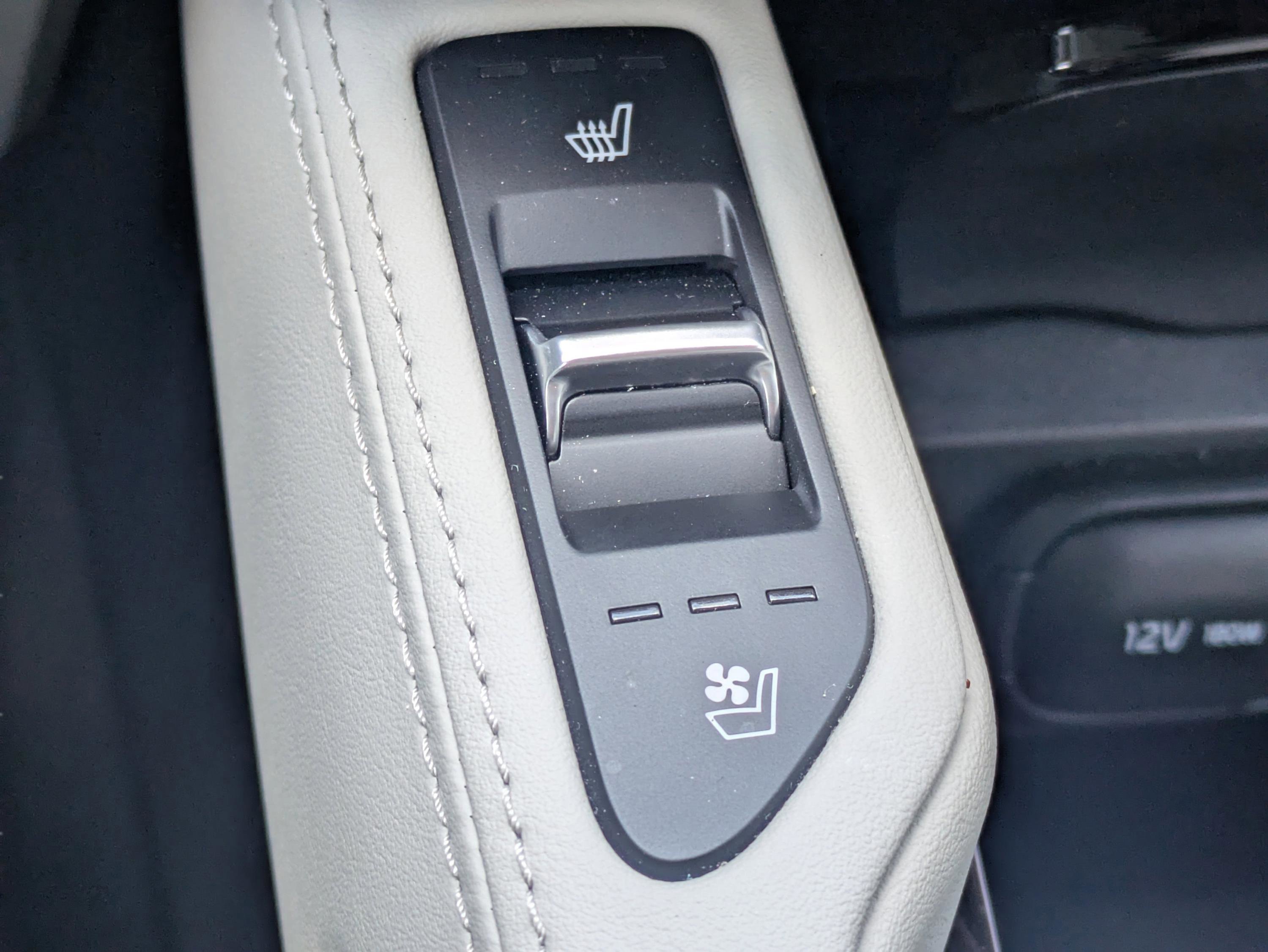 Certified 2024 Kia Telluride EX image 23