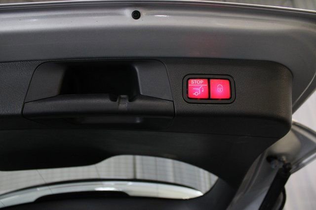 New 2024 Mercedes-Benz GLB 35 AMG 4MATIC image 8