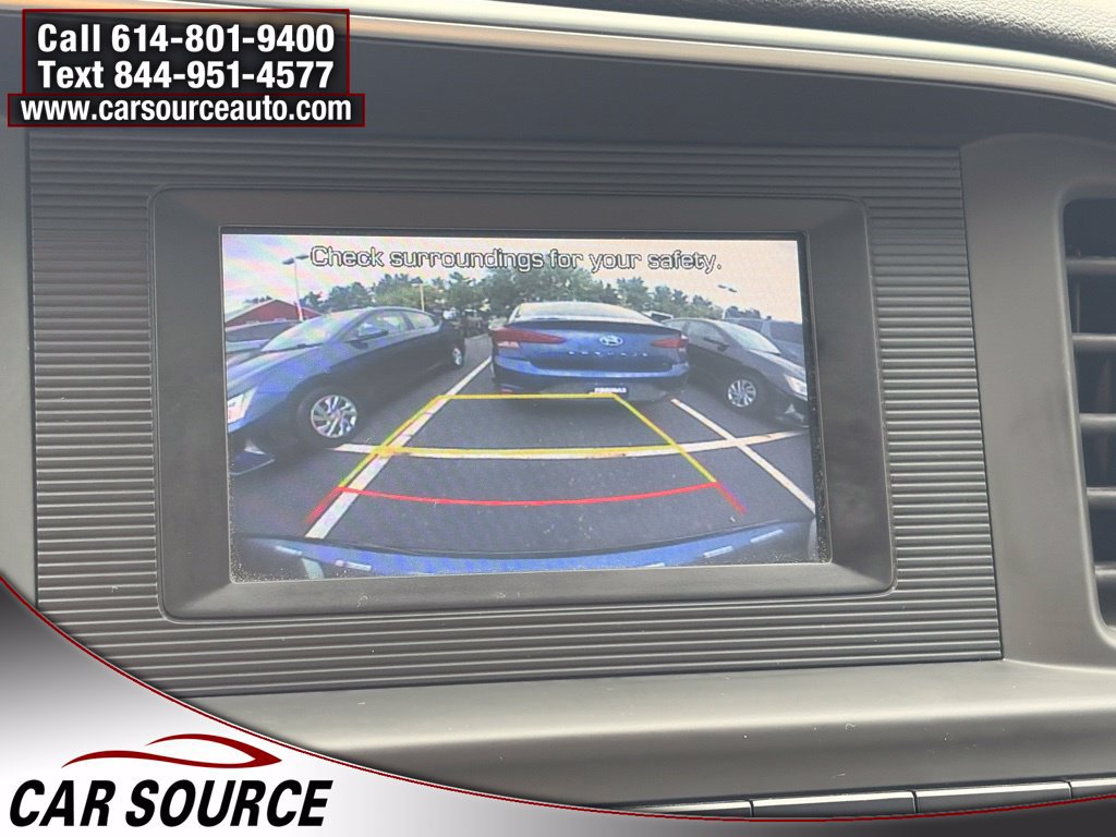 Used 2019 Hyundai Elantra SE FWD image 15