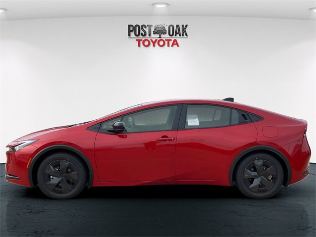 New 2026 Toyota Prius Plug-In Hybrid image 4