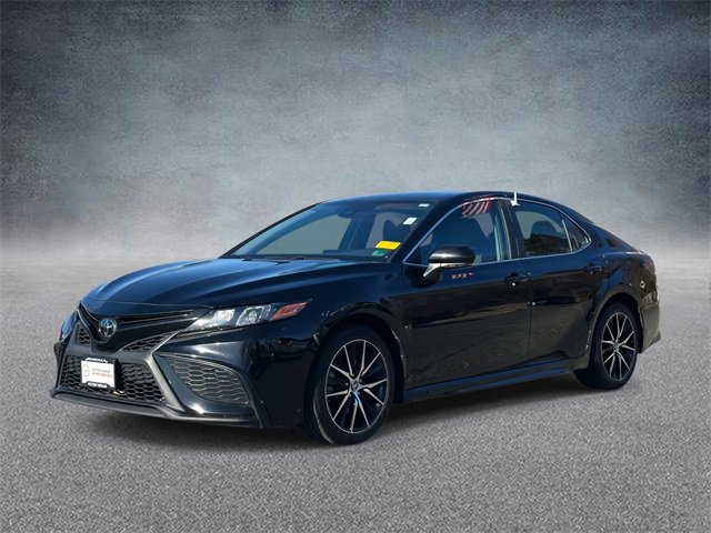 Used 2022 Toyota Camry SE image 5
