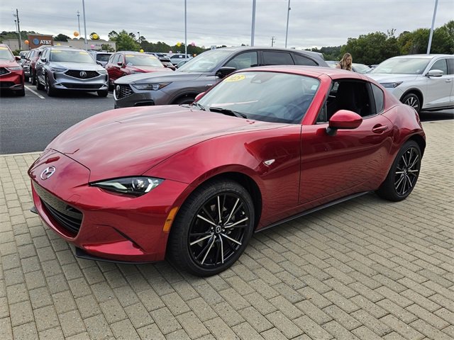 Used 2025 MAZDA MX-5 Miata RF Grand Touring image 3