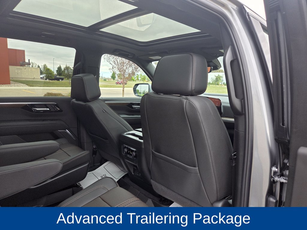 Used 2026 Chevrolet Tahoe High Country w/ Sun And Tow Package AWD/4WD image 36